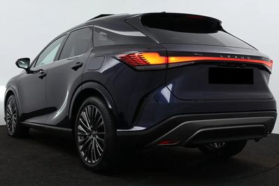 Lexus RX 350h Omotenashi