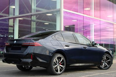 BMW Seria 5 550e xDrive M Sport