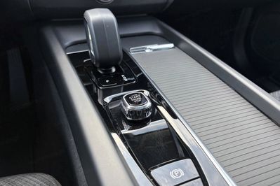 Volvo XC60 T6 Plug-In Hybrid AWD Core