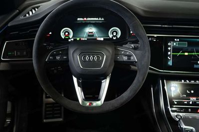 Audi Q8 TFSI e quattro
