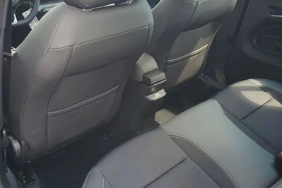 Jeep Avenger Altitude 1.2 e-Hybrid T3