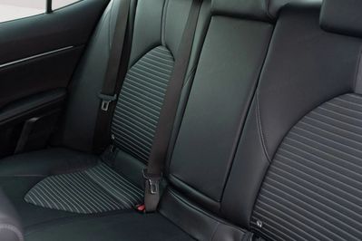 Toyota Camry 2.5 Hybrid CVT