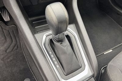 Renault Clio Equilibre 1.6 E-Tech Hybrid AT