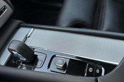 Volvo XC90 B5 D AWD Plus Dark 7os