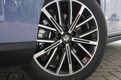 Leapmotor B10 Design Hybrid EV 18,8 kWh