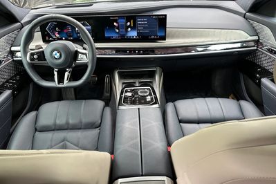 BMW Seria 7 740d xDrive mHEV M Sport sport-aut