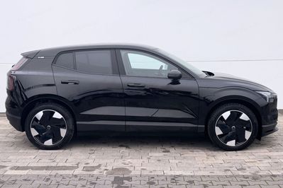 Volvo EX30 Single Motor Extended Range Ultra