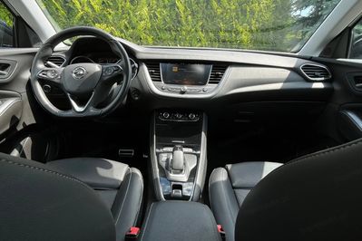 Opel Grandland X 1.6 T PHEV 4x4 Elite