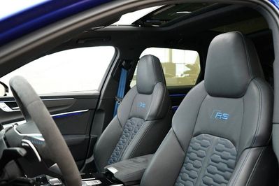 Audi A6 RS6 TFSI mHEV quattro Performance Tiptronic