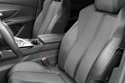 Peugeot 3008 1.6 PureTech Hybrid PHEV Allure Pack S&S EAT8