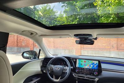 Lexus RX 450h+ F Sport Design