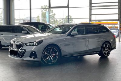 BMW Seria 5 Touring 540d xDrive M Sport