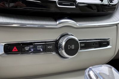 Volvo XC60 B4 D Plus Dark