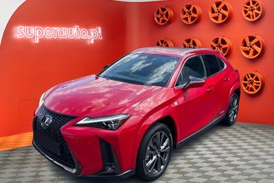 Lexus UX 300h F Sport Design Hybrid Dynamic Force