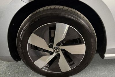 Volkswagen Passat 2.0 TDI SCR DSG Business