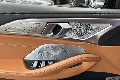 BMW Seria 8 Cabrio M850i xDrive