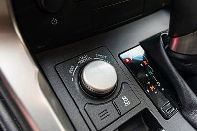 Lexus NX 200t Comfort AWD