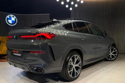 BMW X6 xDrive40d mHEV