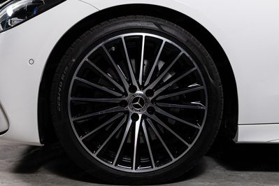 Mercedes Klasa C 200 4-Matic AMG