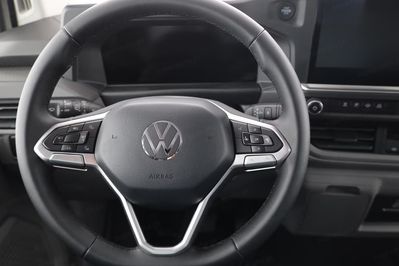 Volkswagen Transporter L2H1 8AT