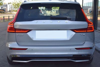 Volvo V60 T6 AWD Plug-In Hybrid Plus Dark