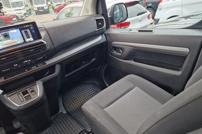 Peugeot Traveller BlueHDi Long Business EAT8