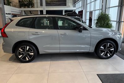 Volvo XC60 B5 B AWD Plus Dark