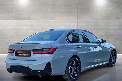 BMW Seria 3 330i xDrive M Sport aut