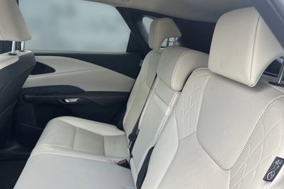 Lexus RX 450h+ Prestige
