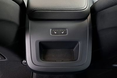 Volvo XC60 B4 D AWD Plus Dark aut