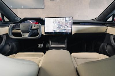 Tesla Model S Plaid