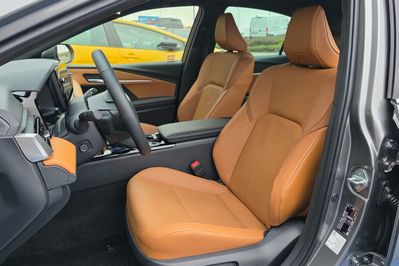 Toyota Camry 2.5 Hybrid Dynamic Force Prestige e-CVT