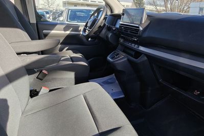 Peugeot Traveller Kombi L2H1