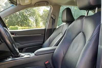 Toyota Camry 2.5 Hybrid Executive Cvt