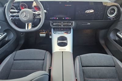 Mercedes CLA 220 4-Matic AMG Line