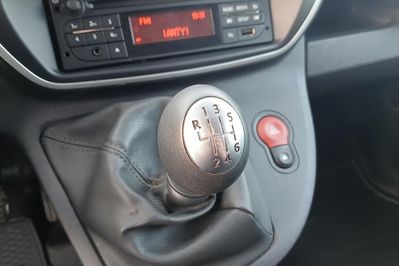 Renault Kangoo L2H1 Zabudowa warsztatowa