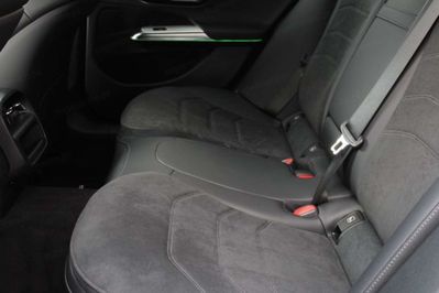 Mercedes E Klasa 220 d 4-Matic AMG