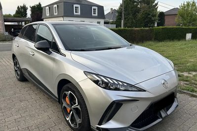 MG 4 64kWh XPower 4x4