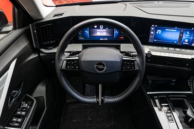 Opel Astra VI 1.2 T Elegance S&S aut