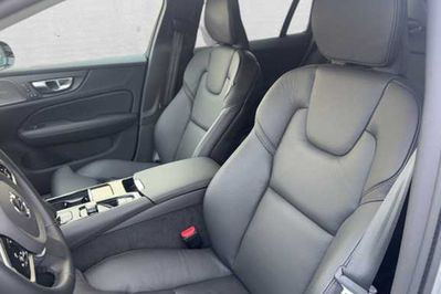 Volvo V60 T6 AWD Plug-In Hybrid Plus Dark aut