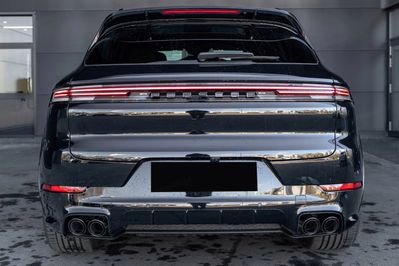 Porsche Cayenne Black Edition