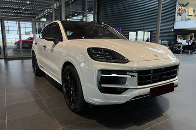 Porsche Cayenne Coupe S E-Hybrid Black Edition