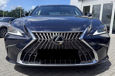 Lexus ES 300h Business Edition 2.5 E-CVT