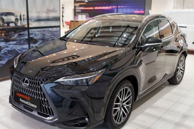 Lexus NX 450h+ Prestige AWD