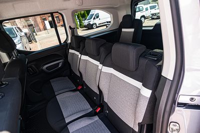 Citroen Berlingo XL L2H1 Max Kombi EAT8