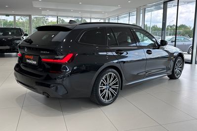 BMW Seria 3 Touring 330e xDrive M Sport
