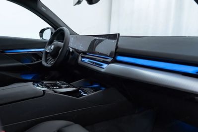 BMW Seria 5 520i M Sport