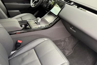 Land Rover Range Rover Velar D200 Dynamic SE