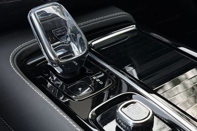 Volvo V60 T6 AWD Plug-In Hybrid Plus Bright aut