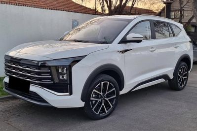 Jac JS8 Pro 1.5 T-GDI 7 DCT 7os.